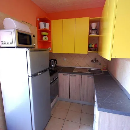 Juric By El-pi Tours Apartament *