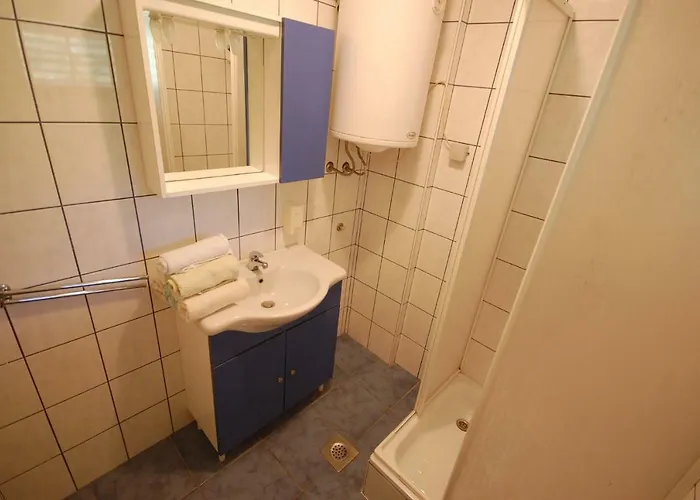 Juric By El-pi Tours *