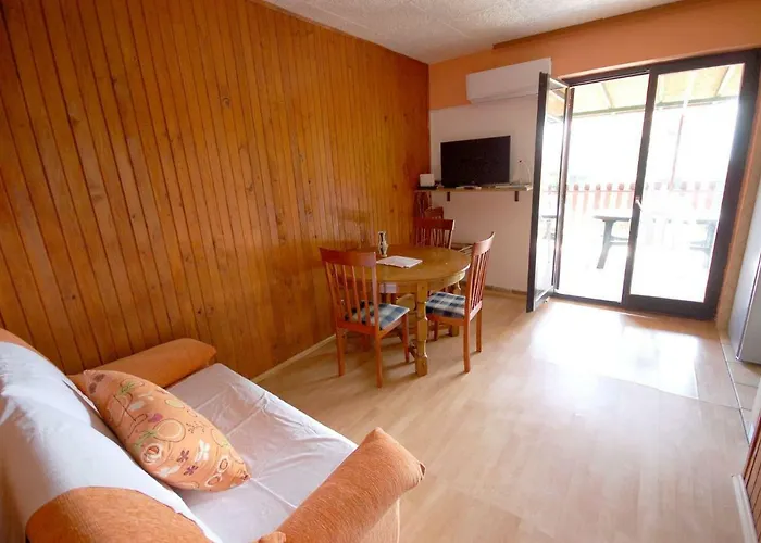 Apartament Juric By El-pi Tours *