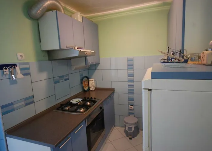 Juric By El-pi Tours Apartament *
