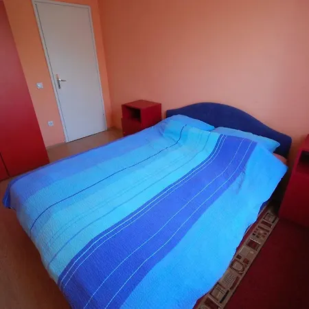 Juric By El-pi Tours * 니바이스